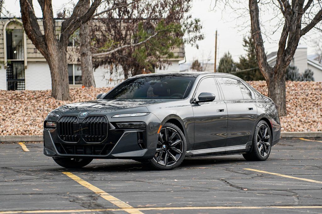 Used 2026 BMW i7 xDrive60 w/ Executive Package