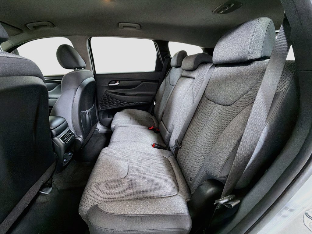 Used 2023 Hyundai Santa Fe SEL AWD/4WD image 25