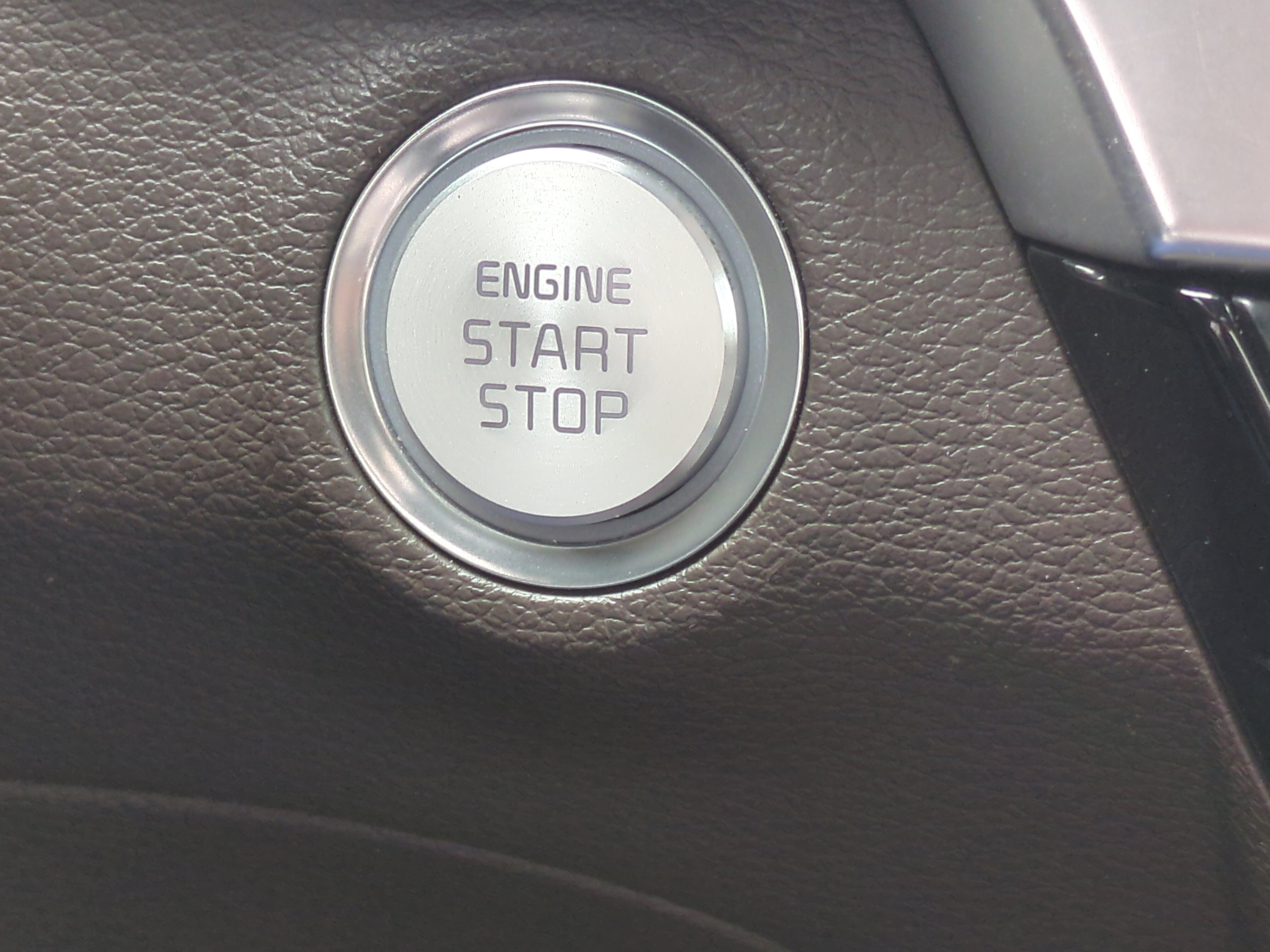 Certified 2022 Kia Telluride SX w/ Nightfall Edition Package image 28