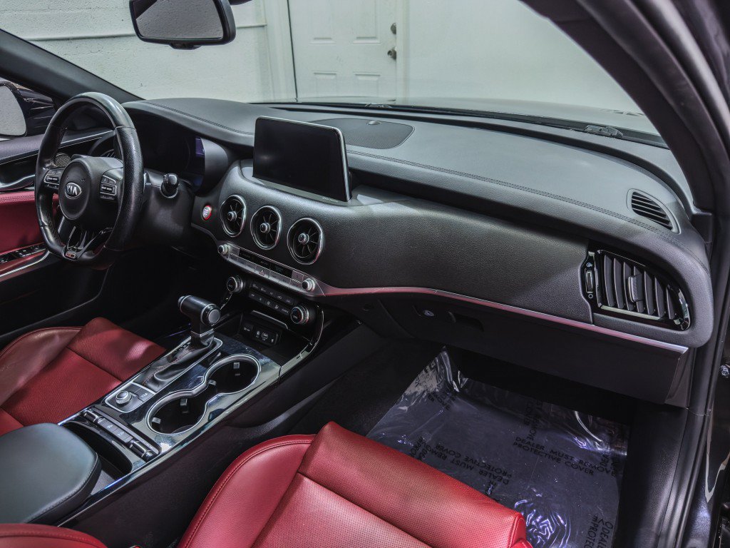 Used 2020 Kia Stinger GT-Line w/ Sun & Sound Package AWD/4WD image 21
