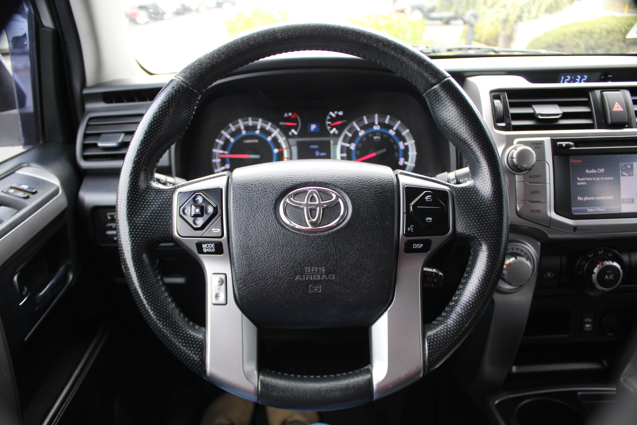 Used 2014 Toyota 4Runner SR5 Premium RWD image 29