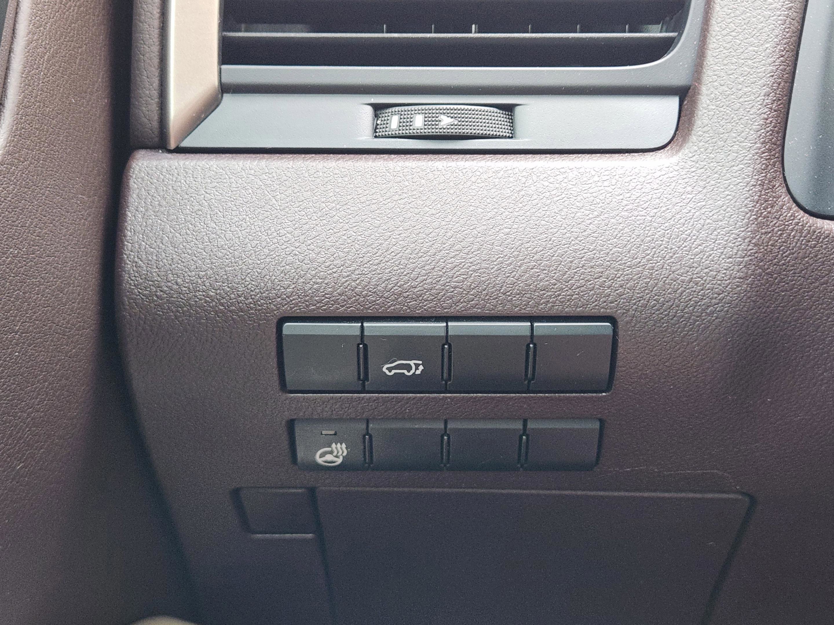 Used 2016 Lexus RX 350 FWD w/ Premium Package image 20