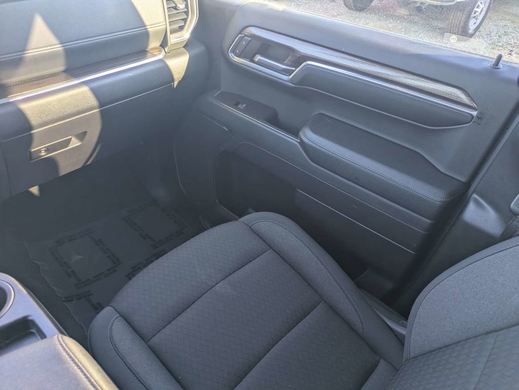 Used 2023 Chevrolet Silverado 1500 LT w/ Protection Package AWD/4WD image 16