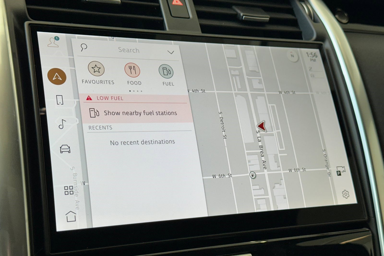 New 2026 Land Rover Discovery S image 20