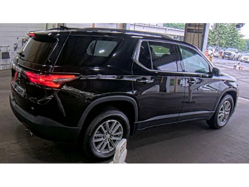 Used 2022 Chevrolet Traverse LT w/ LPO, Floor Liner Package AWD/4WD image 4