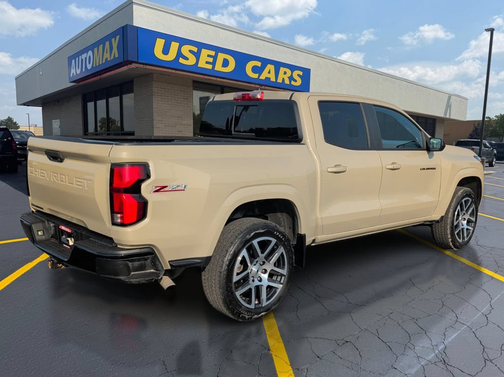 Used 2023 Chevrolet Colorado Z71 w/ Z71 Convenience Package 2 AWD/4WD image 5
