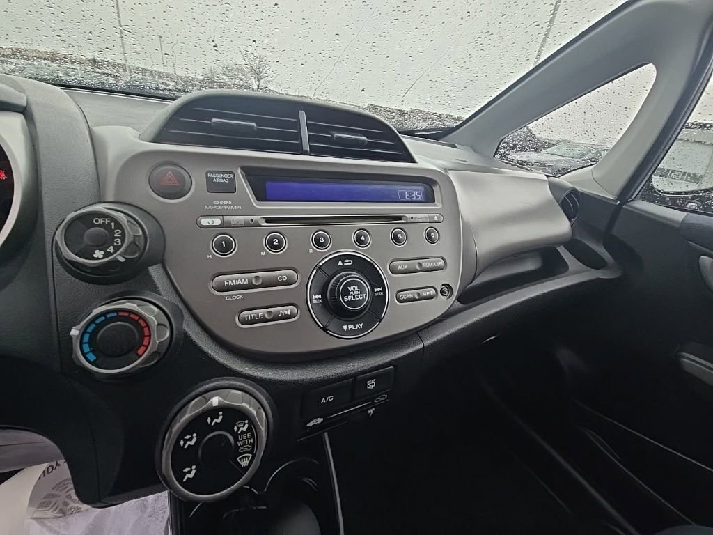 Used 2010 Honda Fit Sport image 16