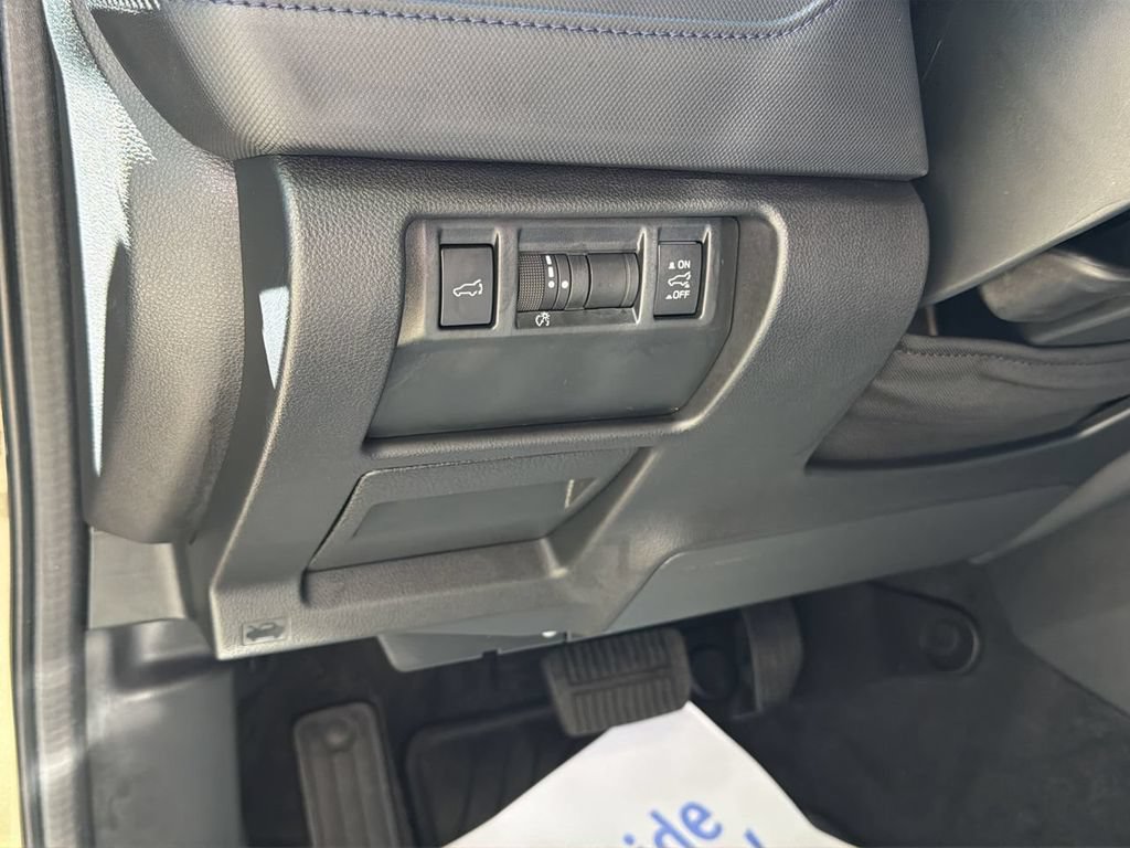 Used 2026 Subaru Forester Premium AWD/4WD image 17