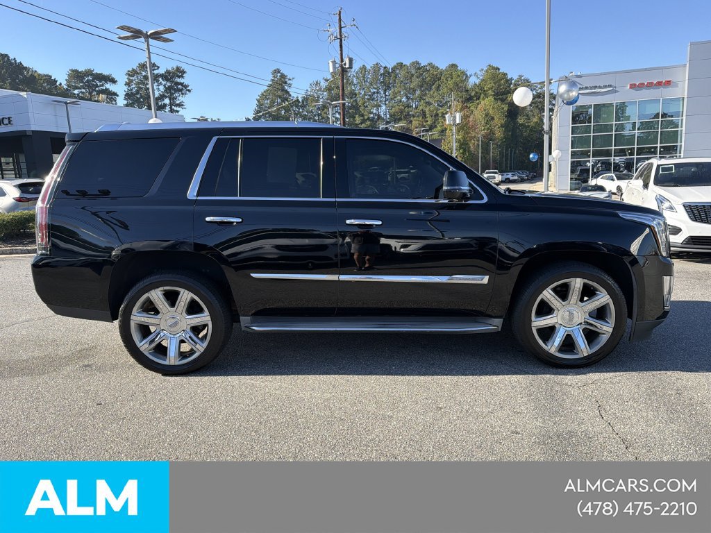 Used 2015 Cadillac Escalade Luxury RWD image 36