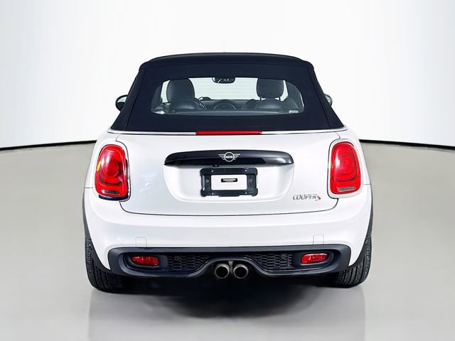 Used 2019 MINI Cooper S w/ Signature Upholstery Package FWD image 10