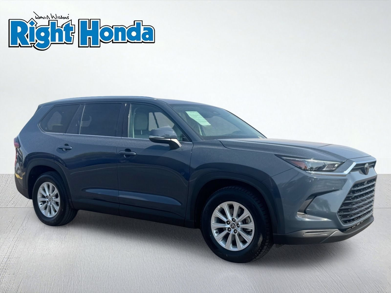 Used 2025 Toyota Grand Highlander AWD image 9