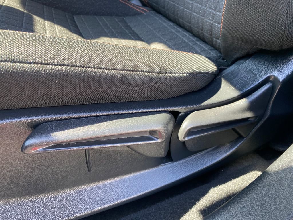 Used 2023 Honda HR-V Sport image 11