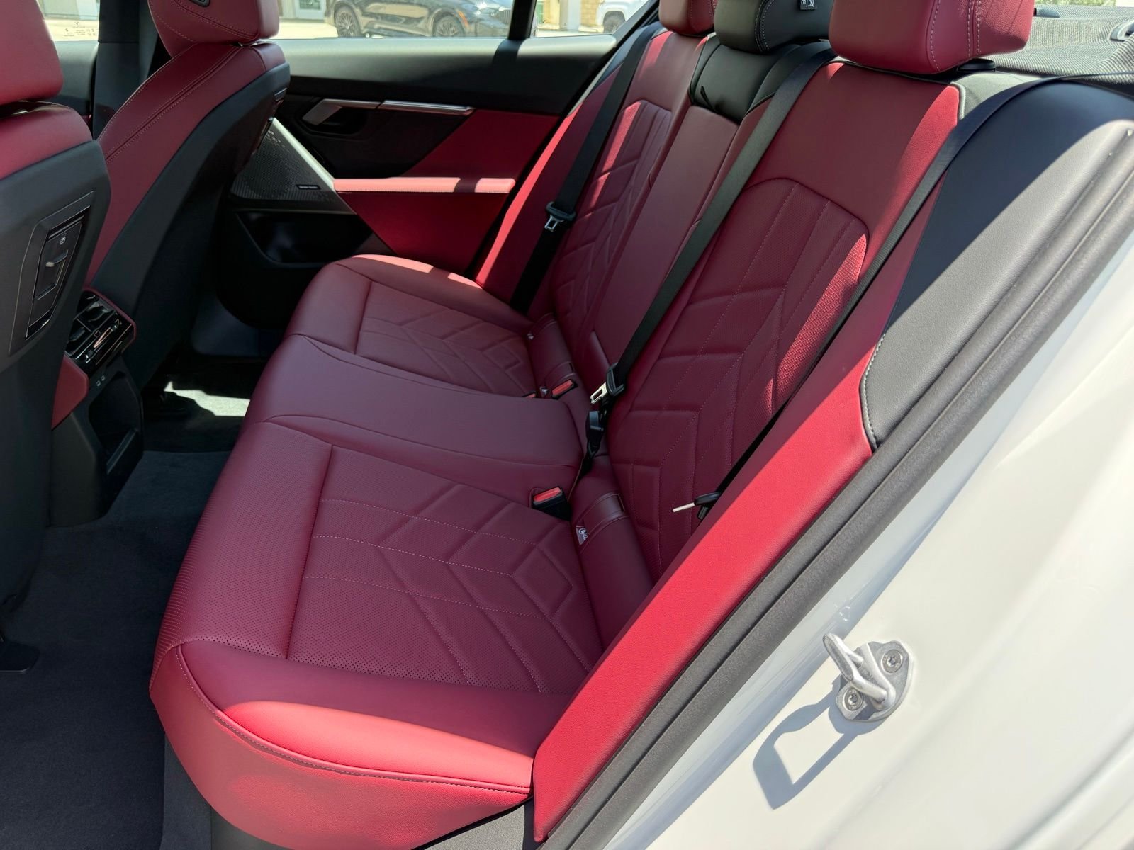 New 2027 BMW 530i RWD image 30