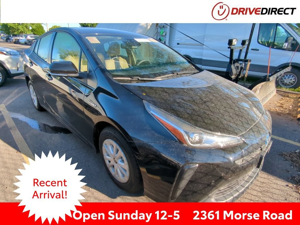 Used 2022 Toyota Prius LE FWD image 1