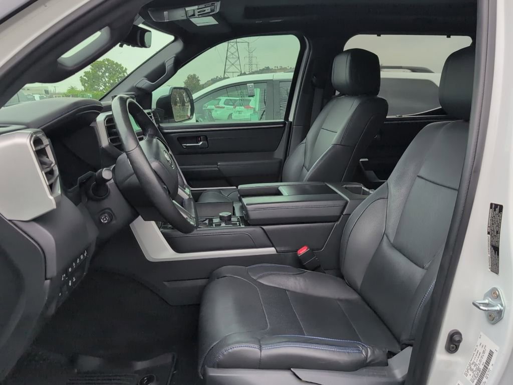 Used 2023 Toyota Tundra Platinum w/ Advanced Package AWD/4WD image 7