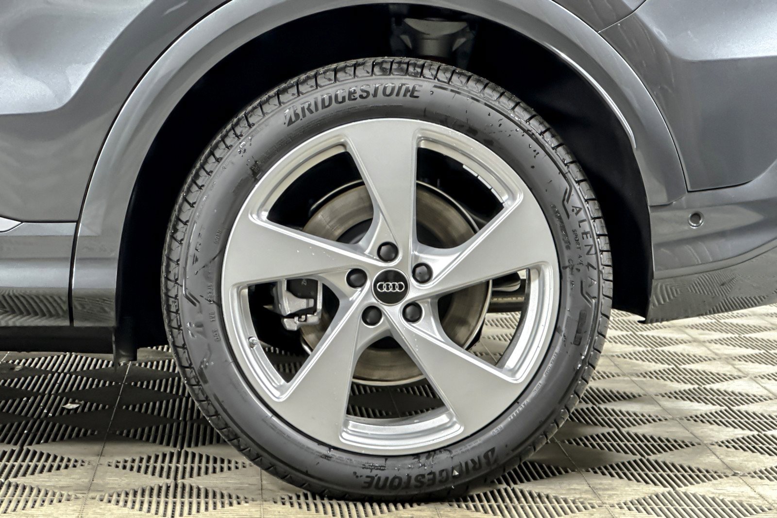 New 2025 Audi Q5 Prestige image 23