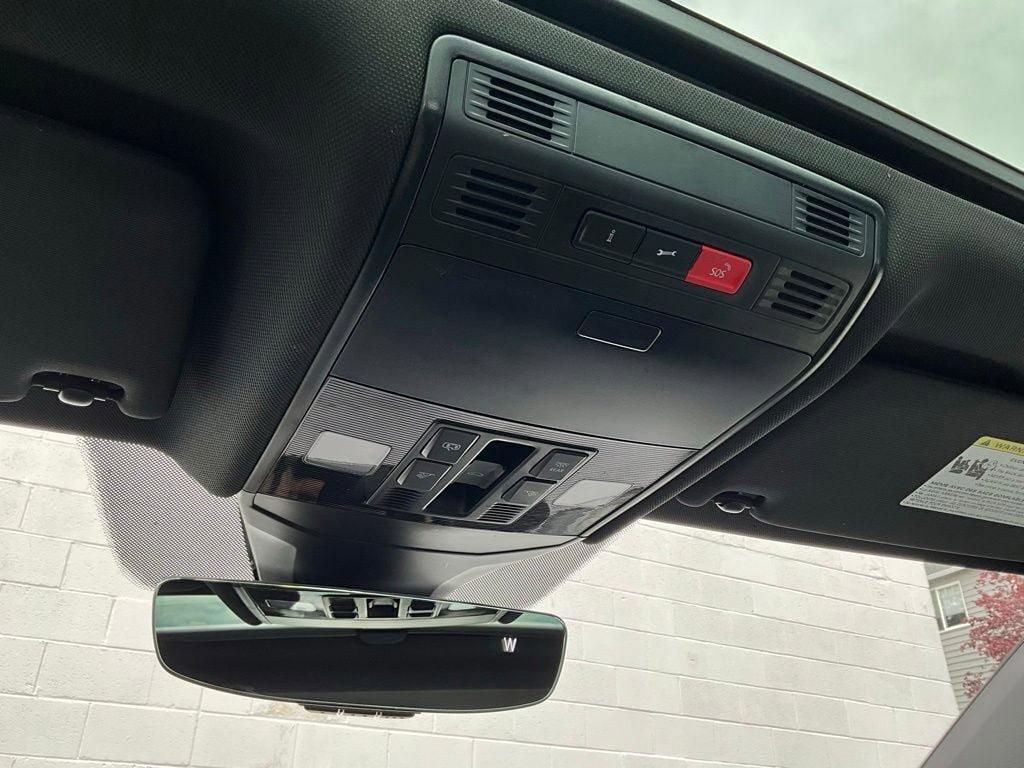 Used 2022 Volkswagen Jetta GLI Autobahn FWD image 14