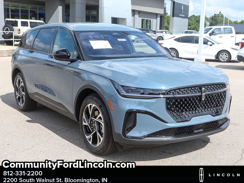 New 2025 Lincoln Nautilus Premier w/ Jet Appearance Package