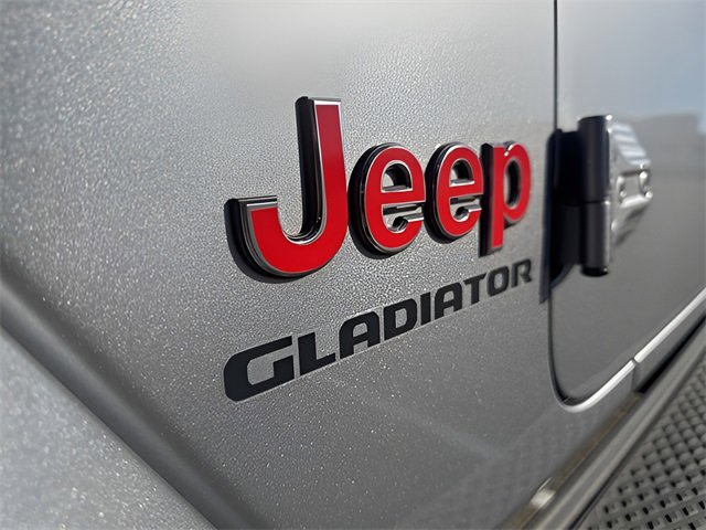 Used 2020 Jeep Gladiator Overland image 33