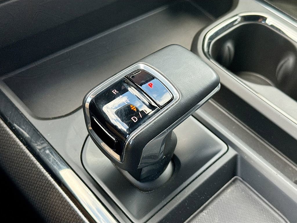 Used 2024 Chevrolet Silverado 1500 ZR2 w/ Technology Package image 17