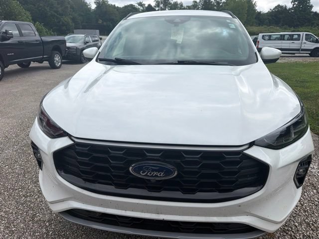 Used 2023 Ford Escape ST-Line Elite w/ Premium Technology Package AWD/4WD image 3