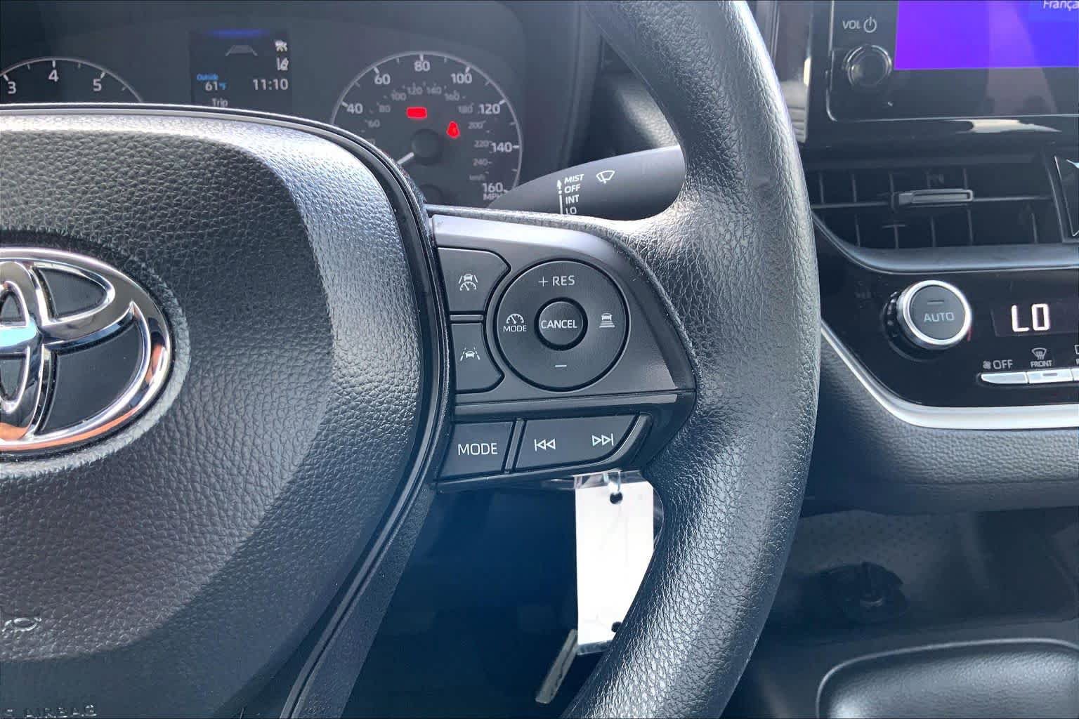 Certified 2025 Toyota Corolla LE FWD image 24