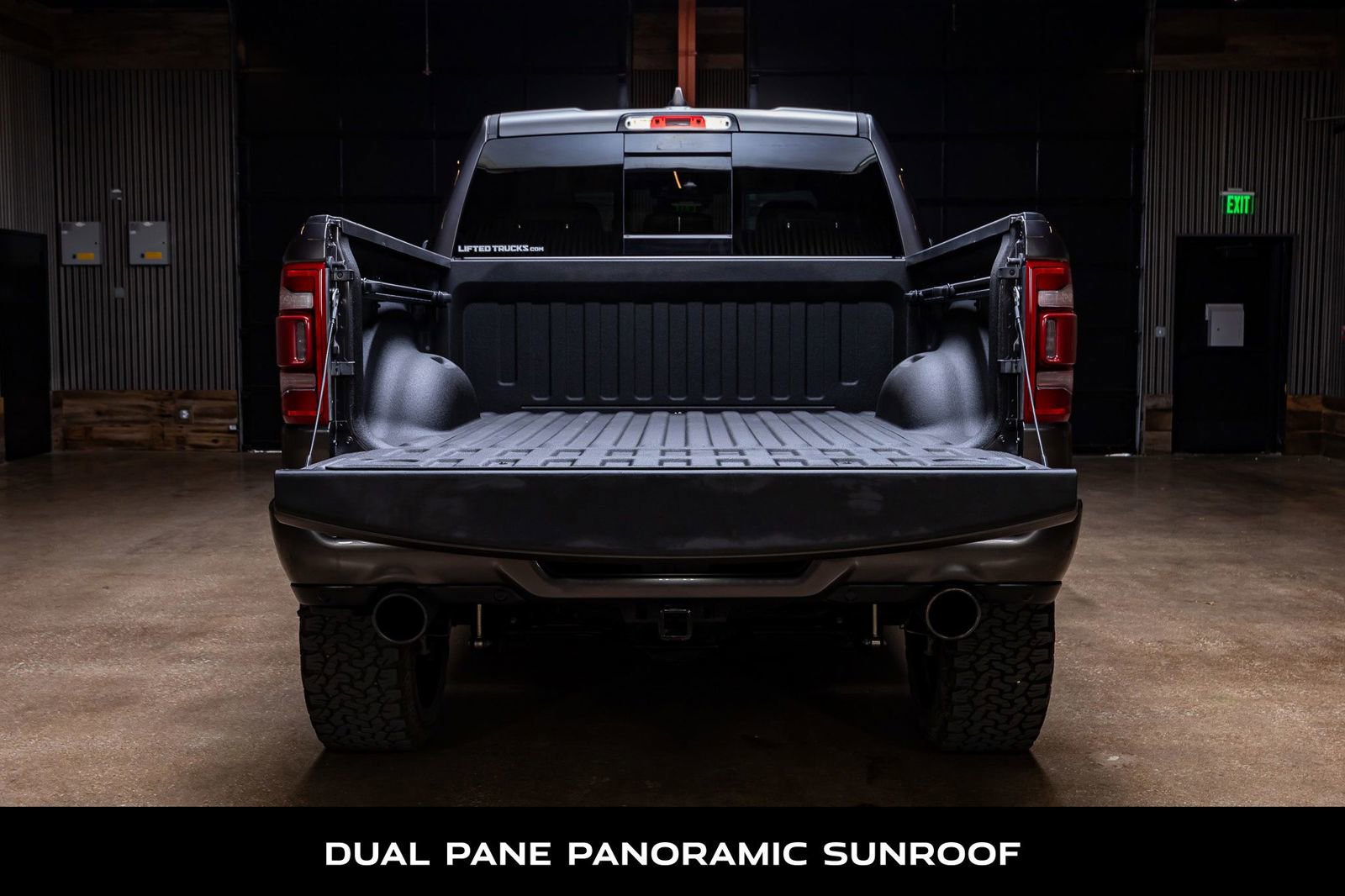 Used 2024 RAM 1500 Laramie image 8