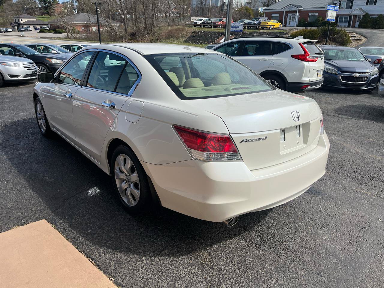 Used 2010 Honda Accord EX-L image 8