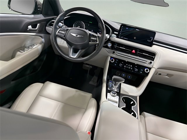 Used 2025 Genesis G70 2.5T image 26