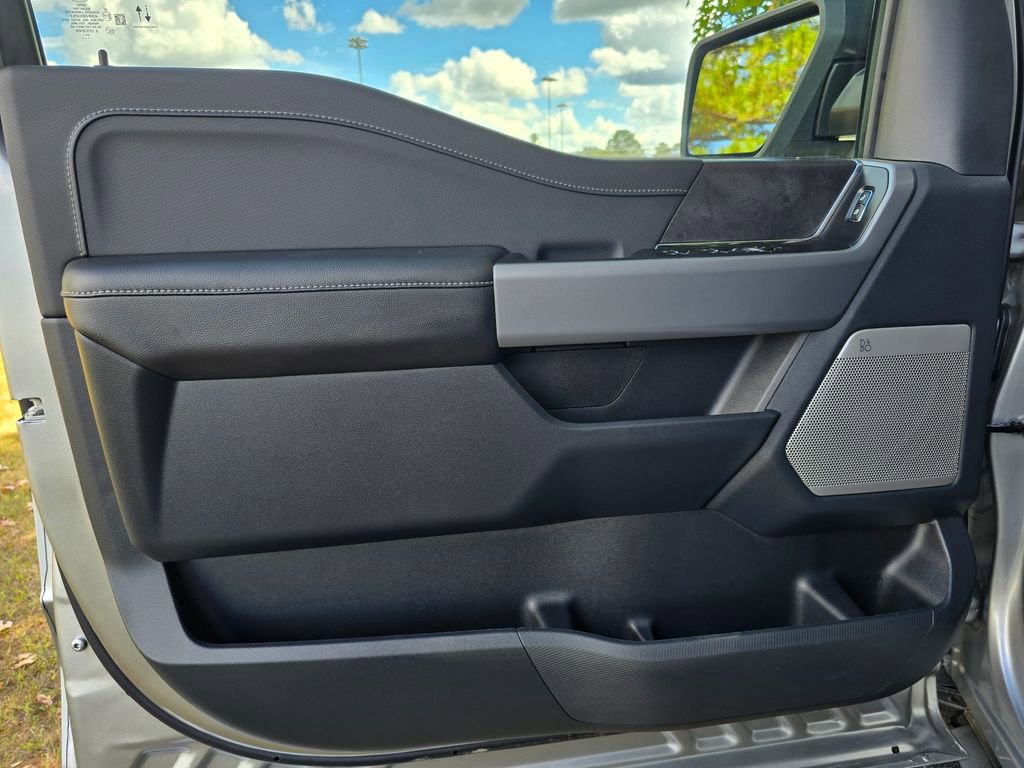 New 2025 Ford F150 XLT w/ Equipment Group 303A High image 41