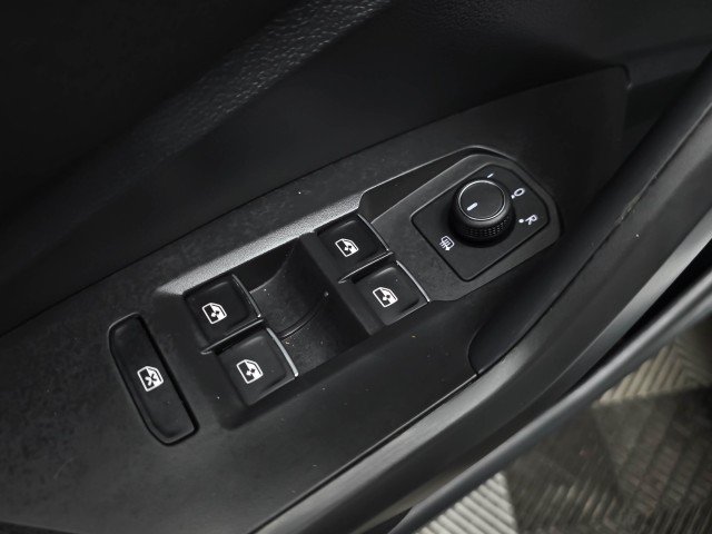 Used 2023 Volkswagen Jetta Sport FWD image 29