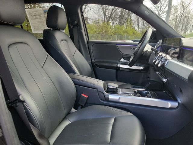 Used 2022 Mercedes-Benz GLB 250 4MATIC image 28