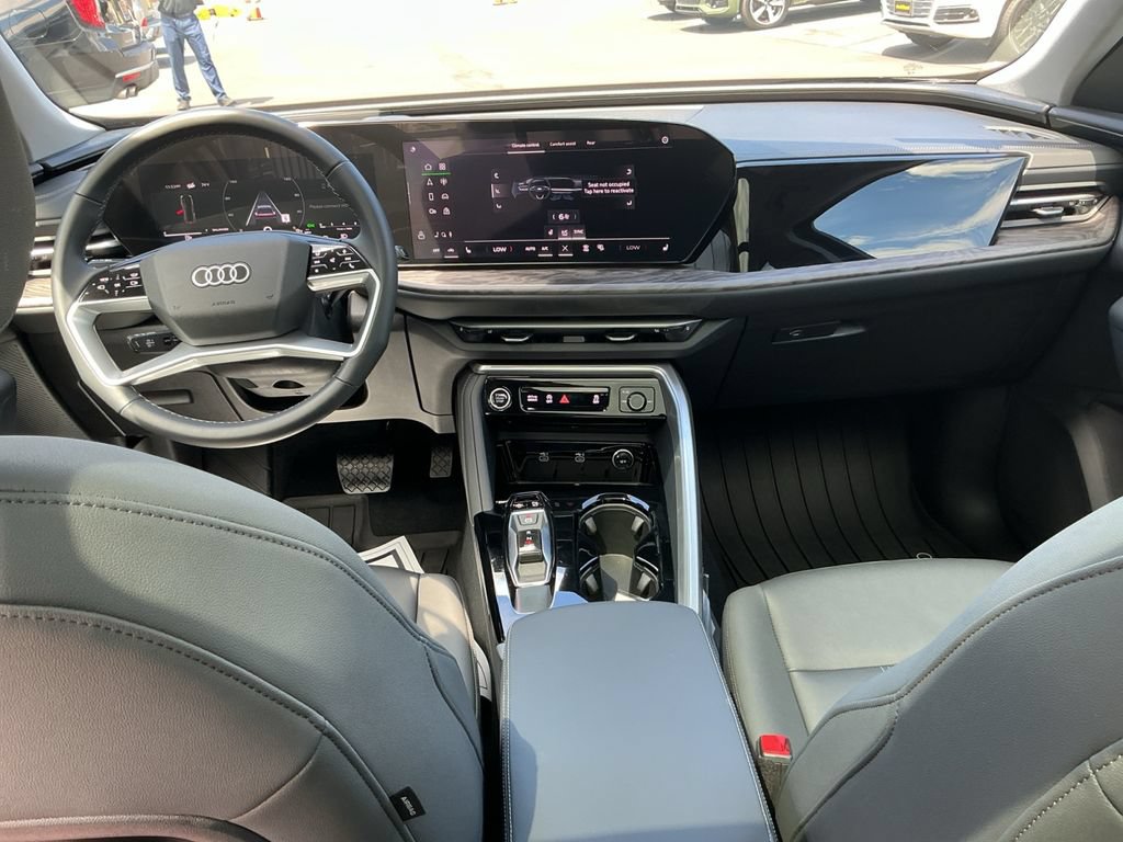 Used 2025 Audi Q5 Premium Plus AWD/4WD image 21