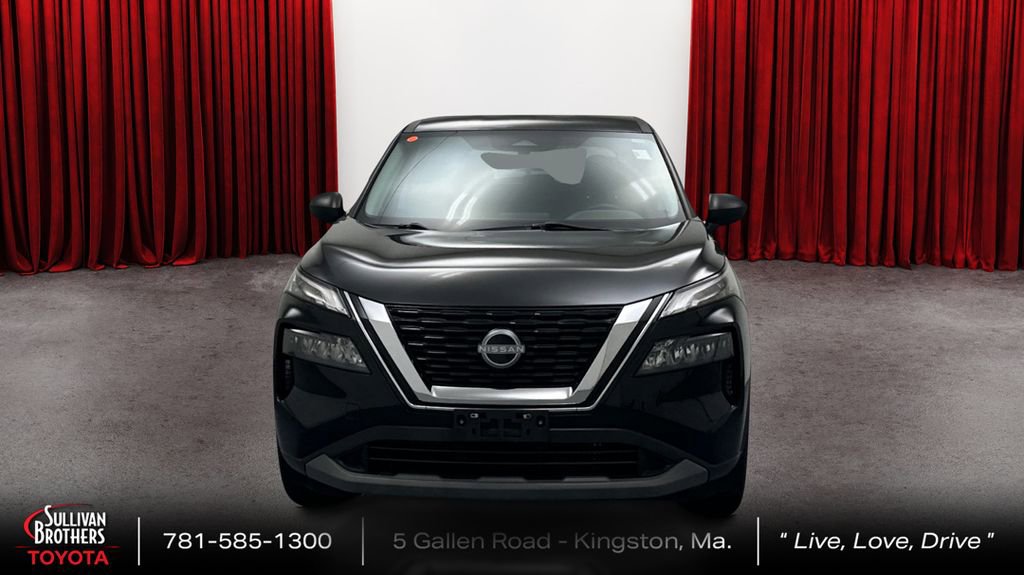 Used 2022 Nissan Rogue S image 2