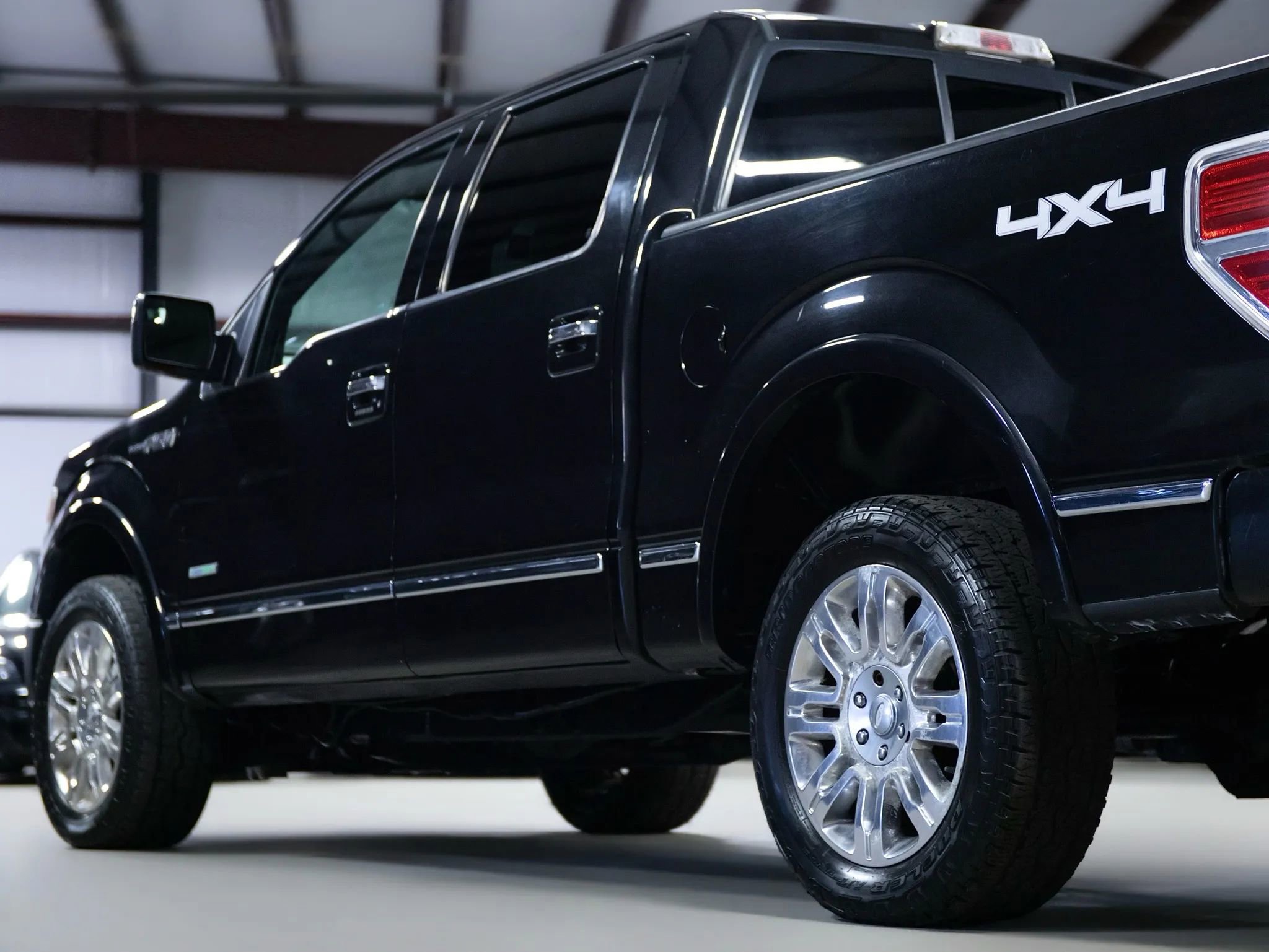 Used 2013 Ford F150 Platinum image 17