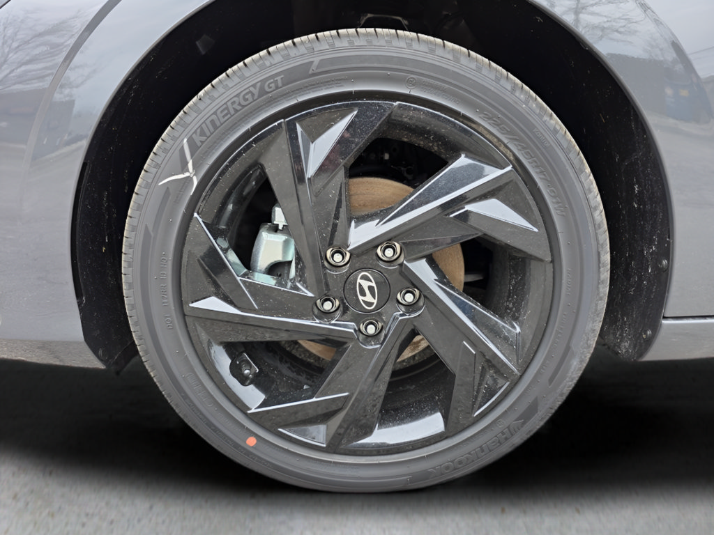 New 2026 Hyundai Elantra SEL FWD image 10