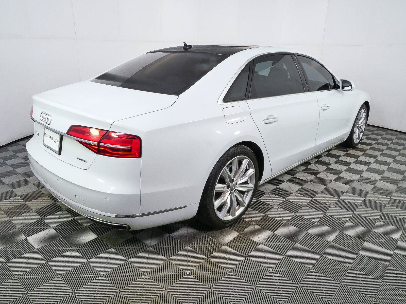 Used 2016 Audi A8 L 3.0T w/ Executive Package AWD/4WD image 3