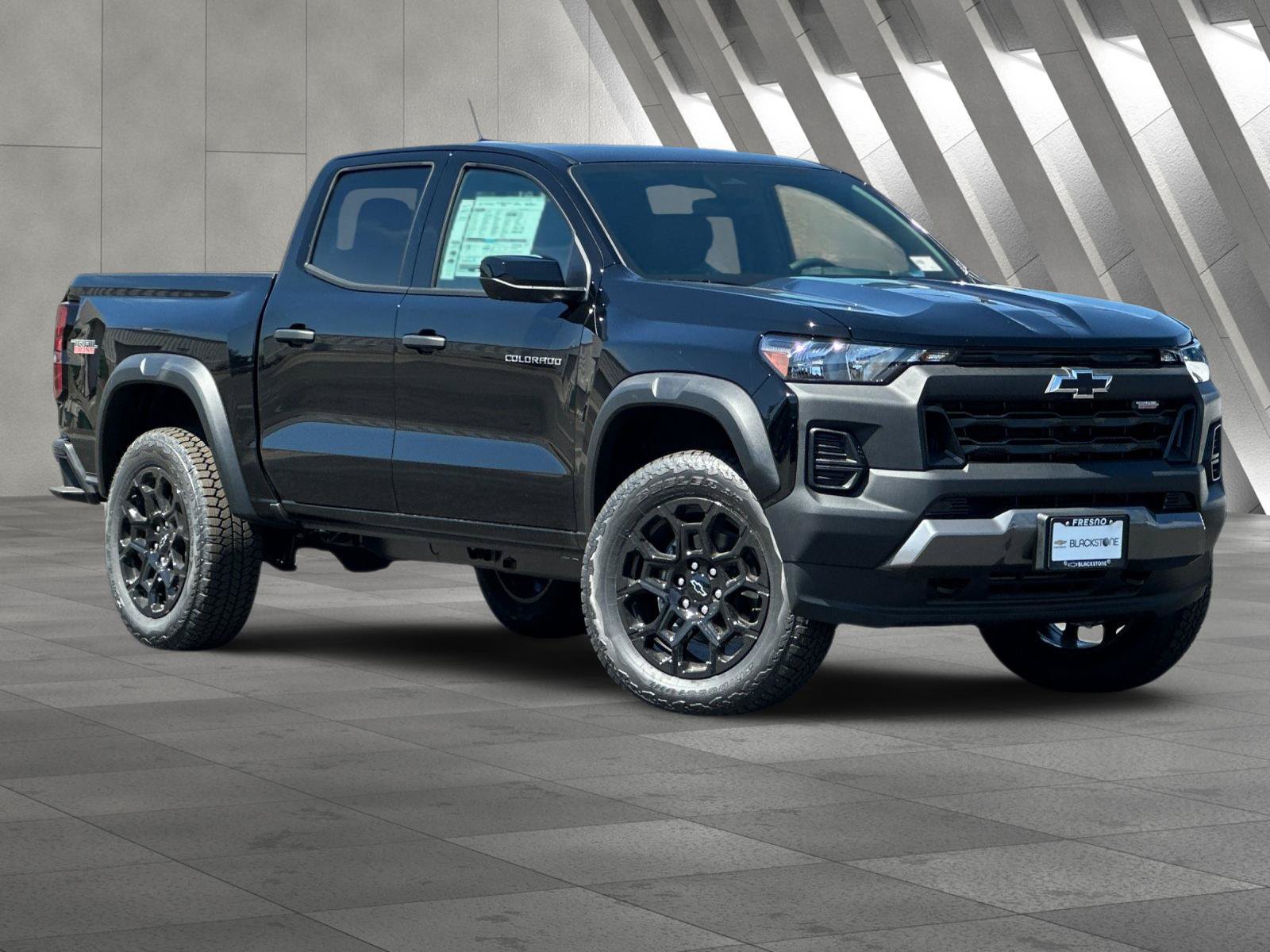 New 2026 Chevrolet Colorado Trail Boss AWD/4WD image 2