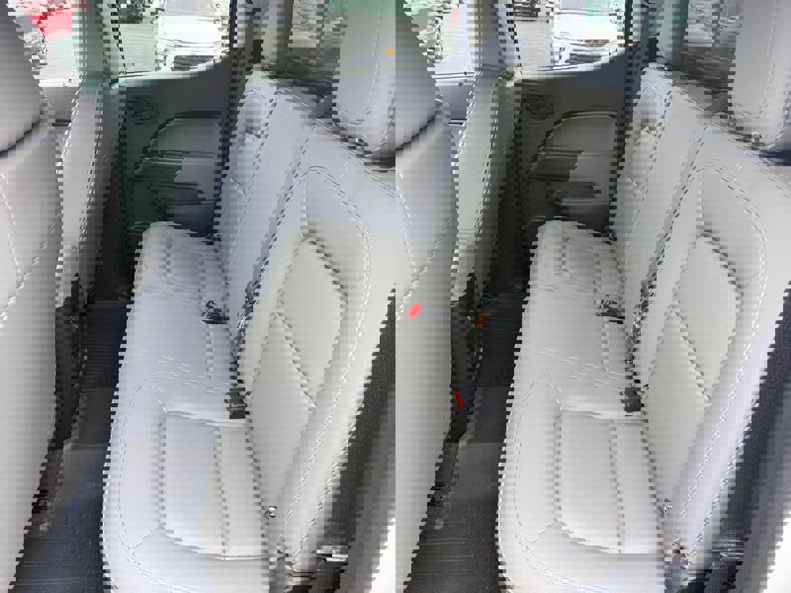 Used 2022 Chevrolet Colorado W/T w/ WT Convenience Package image 6