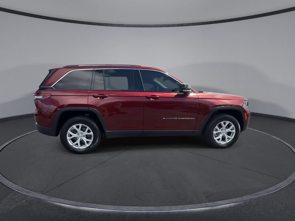 Used 2022 Jeep Grand Cherokee Limited AWD/4WD image 9