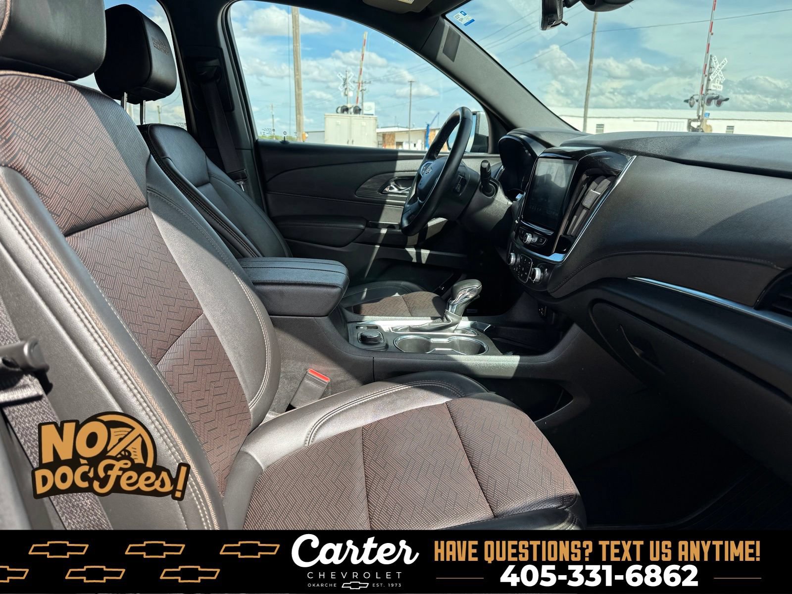 Used 2023 Chevrolet Traverse High Country FWD image 34
