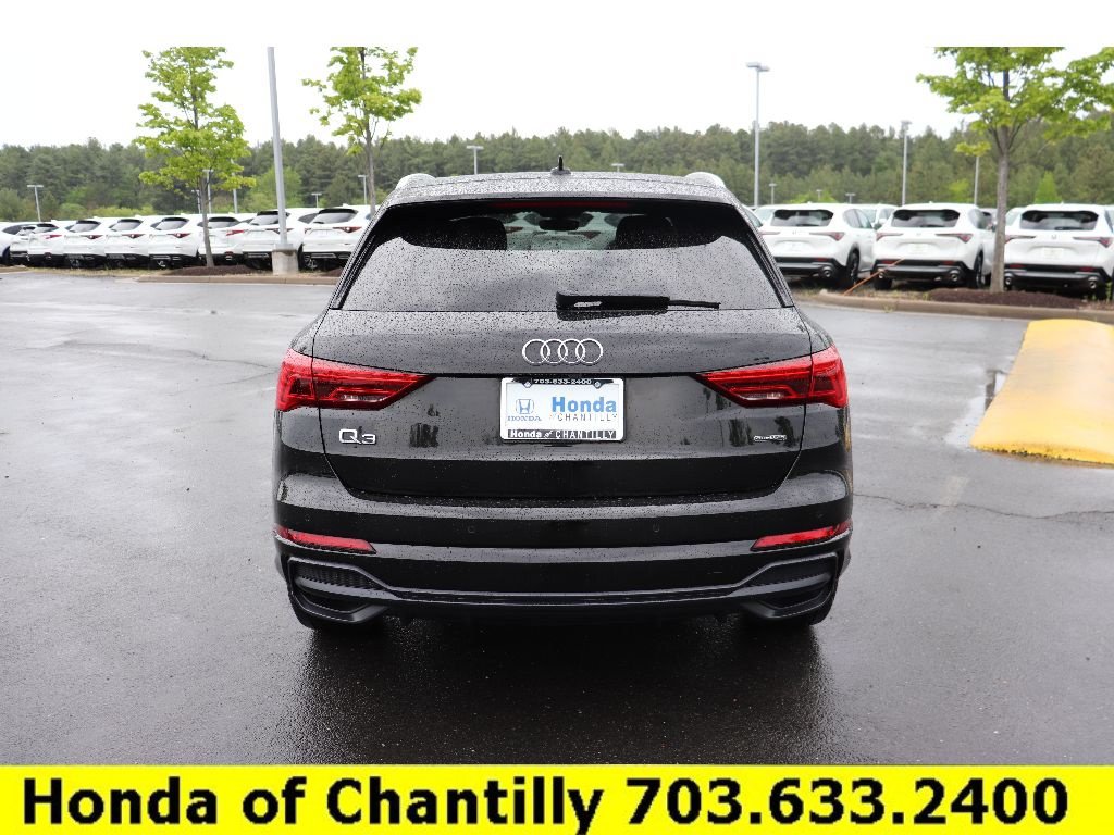 Used 2020 Audi Q3 2.0T Premium Plus w/ Premium Plus Package AWD/4WD image 6