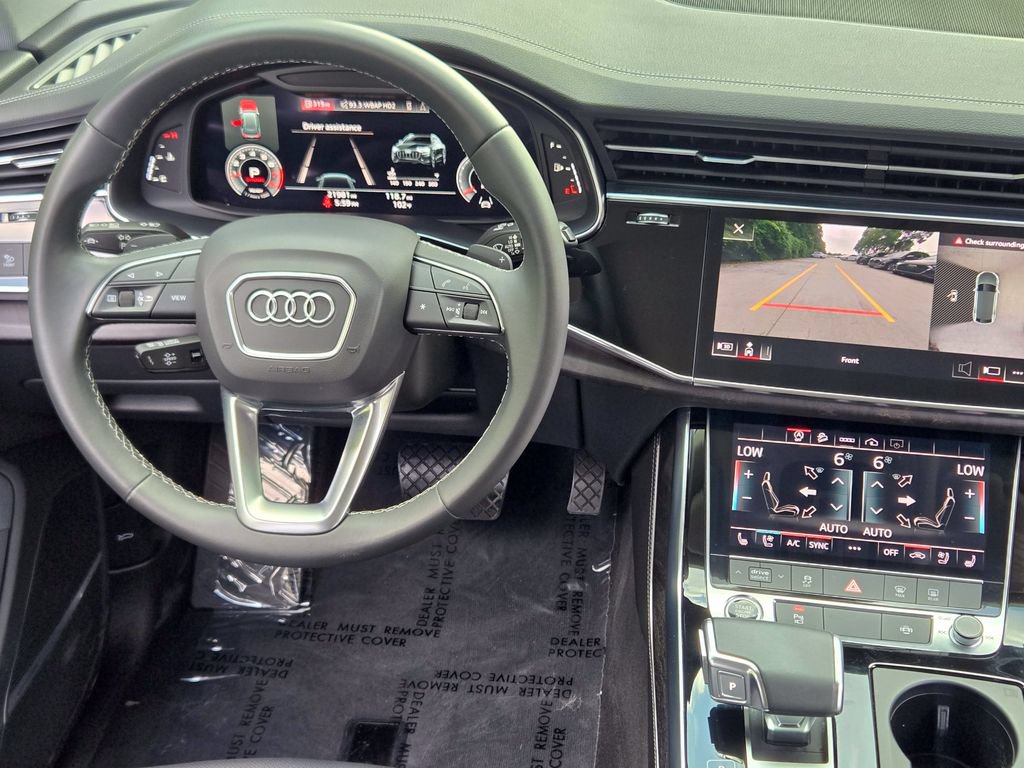 Certified 2023 Audi Q8 Premium Plus w/ Premium Plus Package AWD/4WD image 35