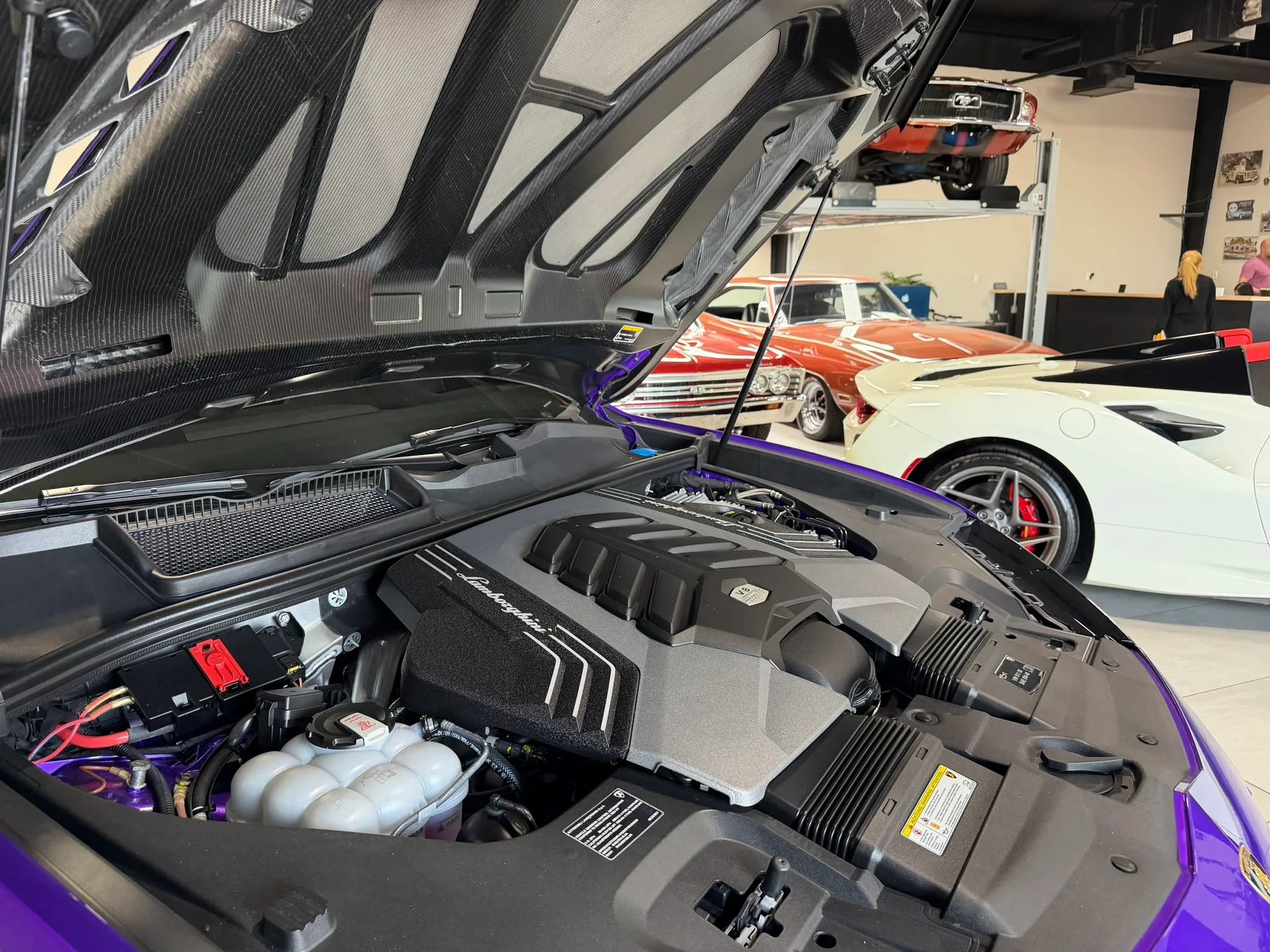 Used 2024 Lamborghini Urus Performante AWD/4WD image 55