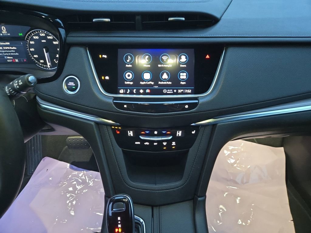 Certified 2025 Cadillac XT5 Luxury image 15