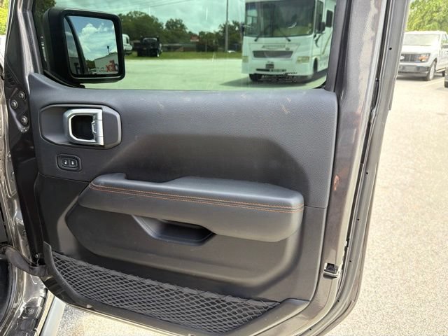 Used 2022 Jeep Gladiator Mojave w/ LED Lighting Group AWD/4WD image 5