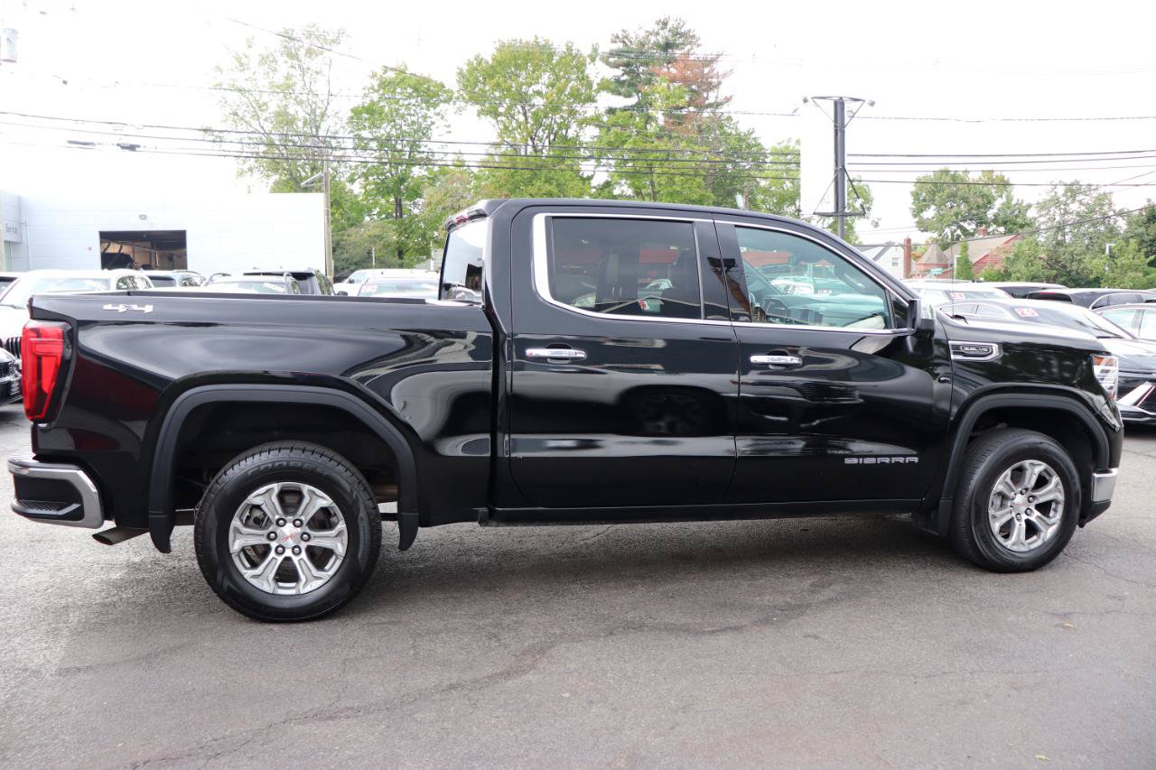 Used 2024 GMC Sierra 1500 SLT AWD/4WD image 6