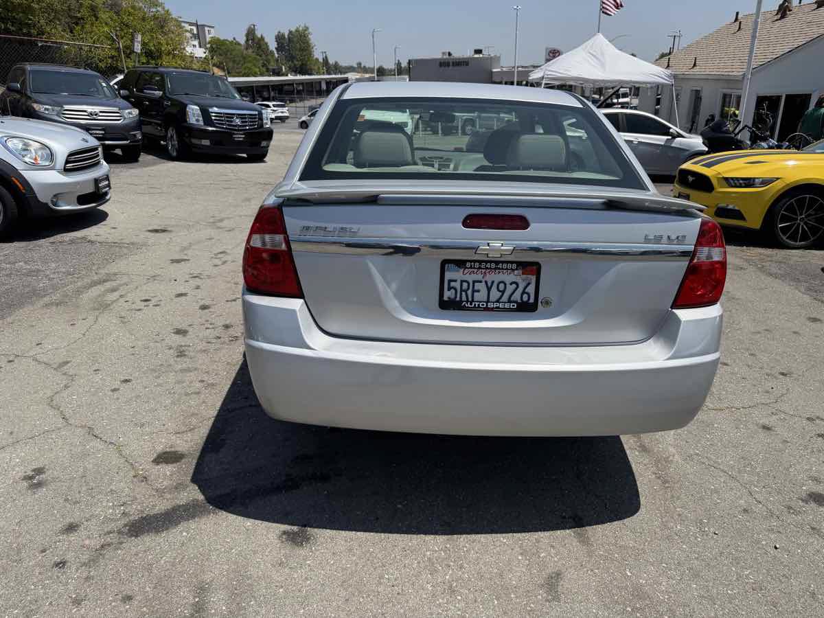 Used 2005 Chevrolet Malibu LS w/ Preferred Equipment Group FWD image 5