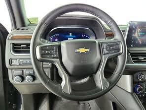 Used 2023 Chevrolet Suburban Premier image 15