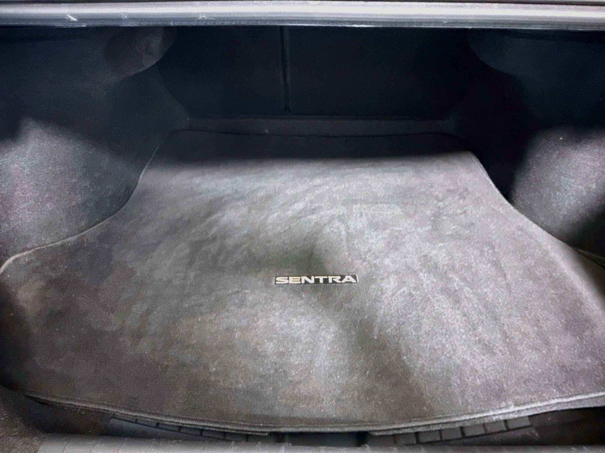 Used 2020 Nissan Sentra SV FWD image 35